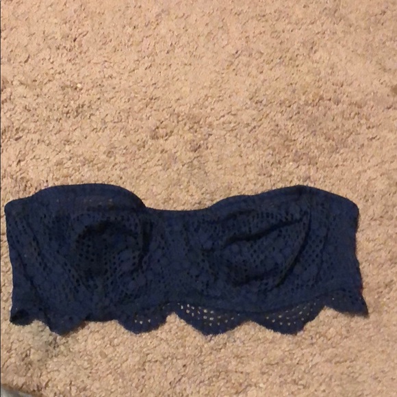 Victoria’s Secret blue lace strapless bra - Picture 3 of 3